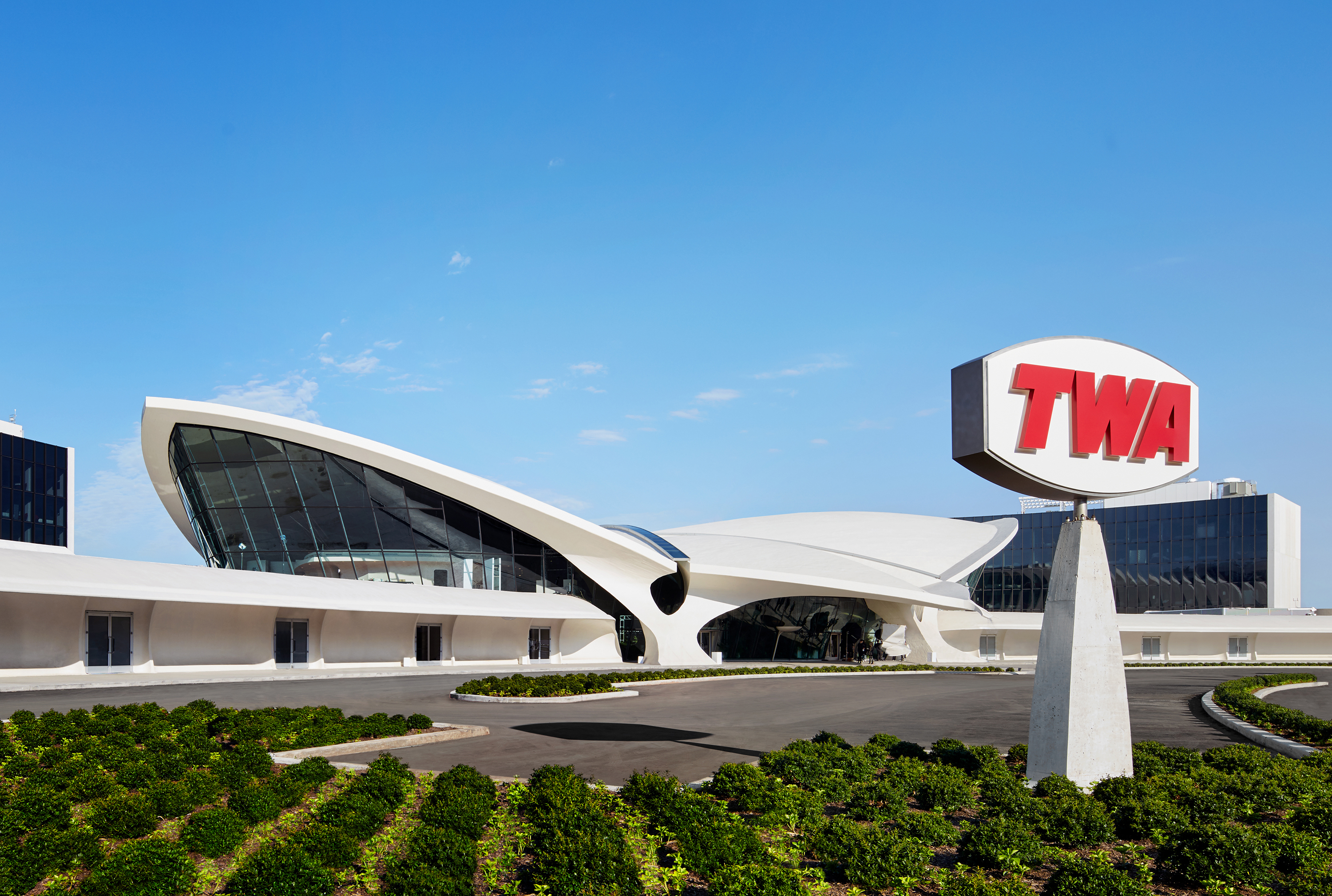01_TWA Hotel
